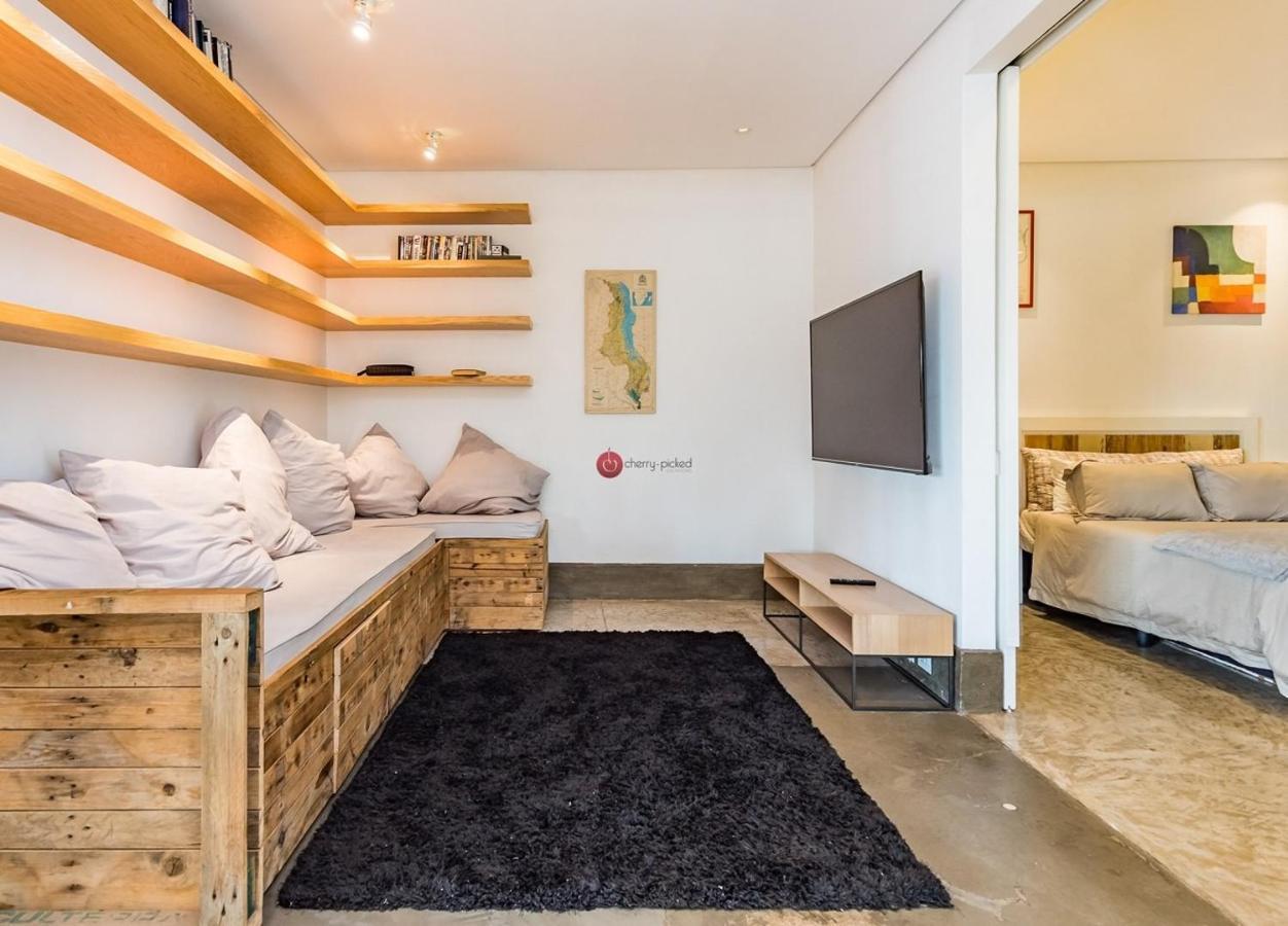 12 Decades Art Hotel Йоханесбург Екстериор снимка